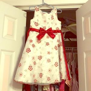 Girls floral sleeveless holiday dress
